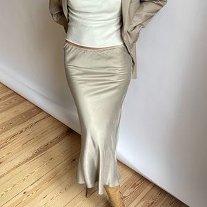 NWT Djerf Avenue Dream Skirt Rain